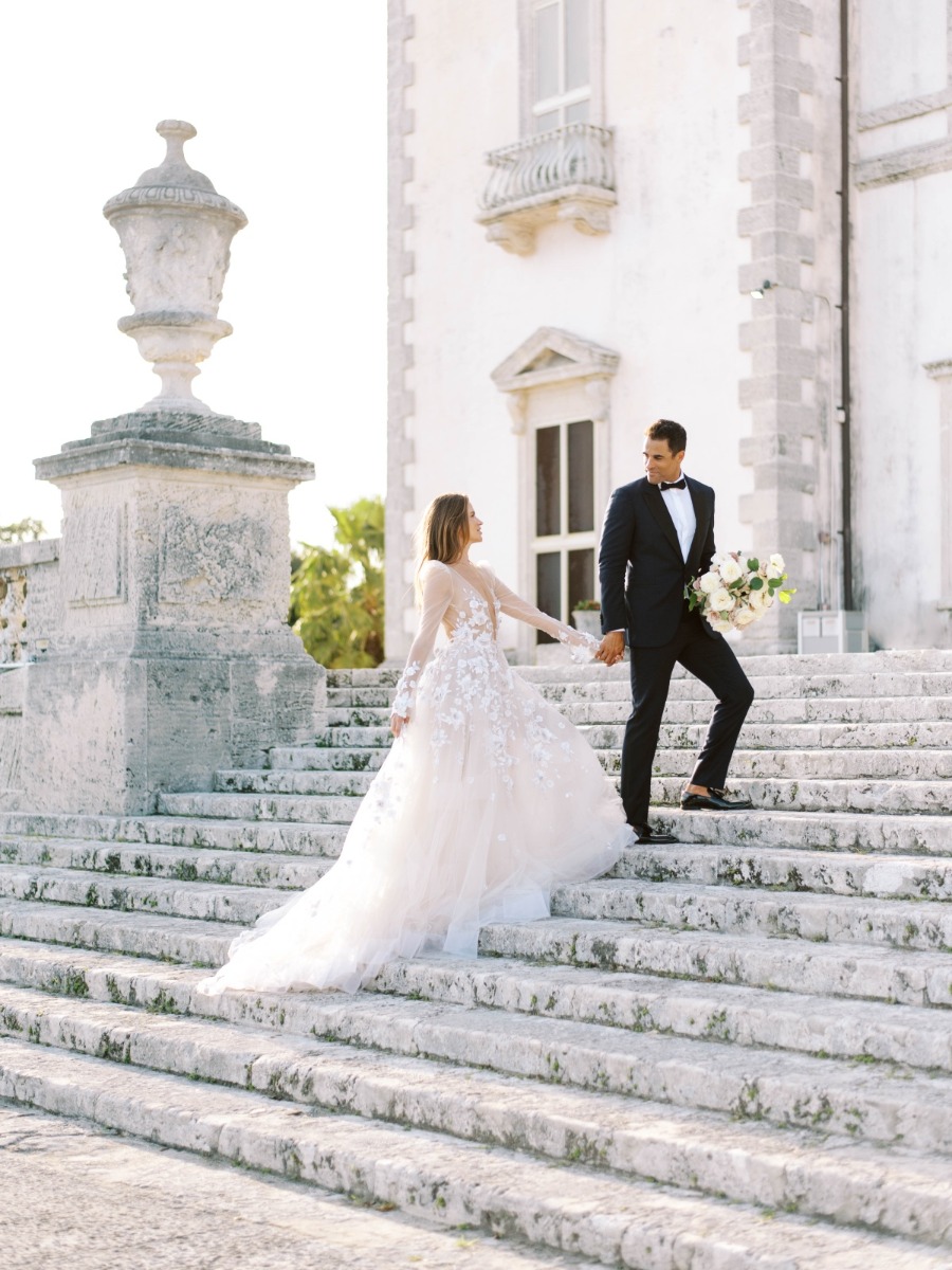 Lavish garden wedding at the enchanting Vizcaya Museum