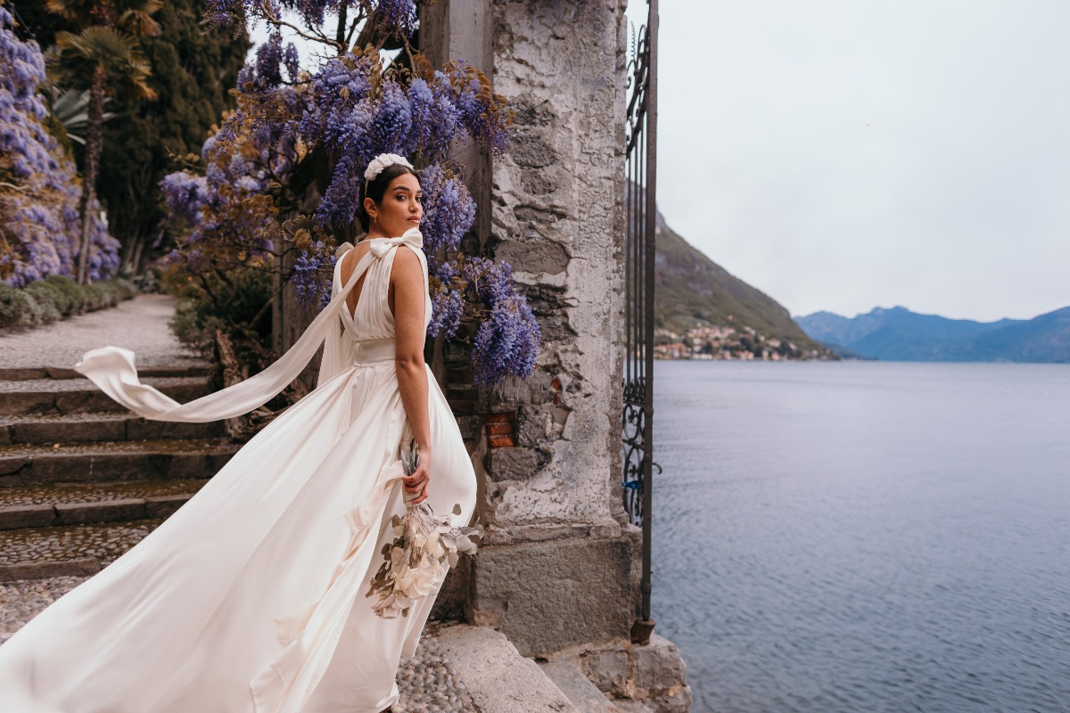 Bride on Italian cliffside