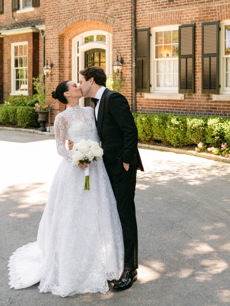 A stylish Toronto Golf Club wedding, steeped in family history 