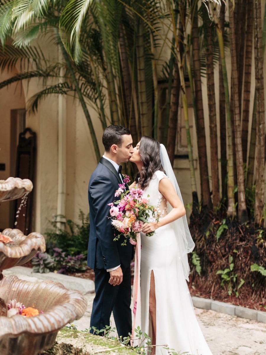 Colorful watercolor garden wedding in a historic Miami mansion