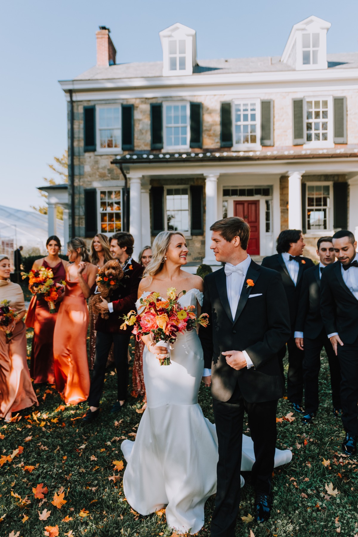 Classic and vibrant bridal party