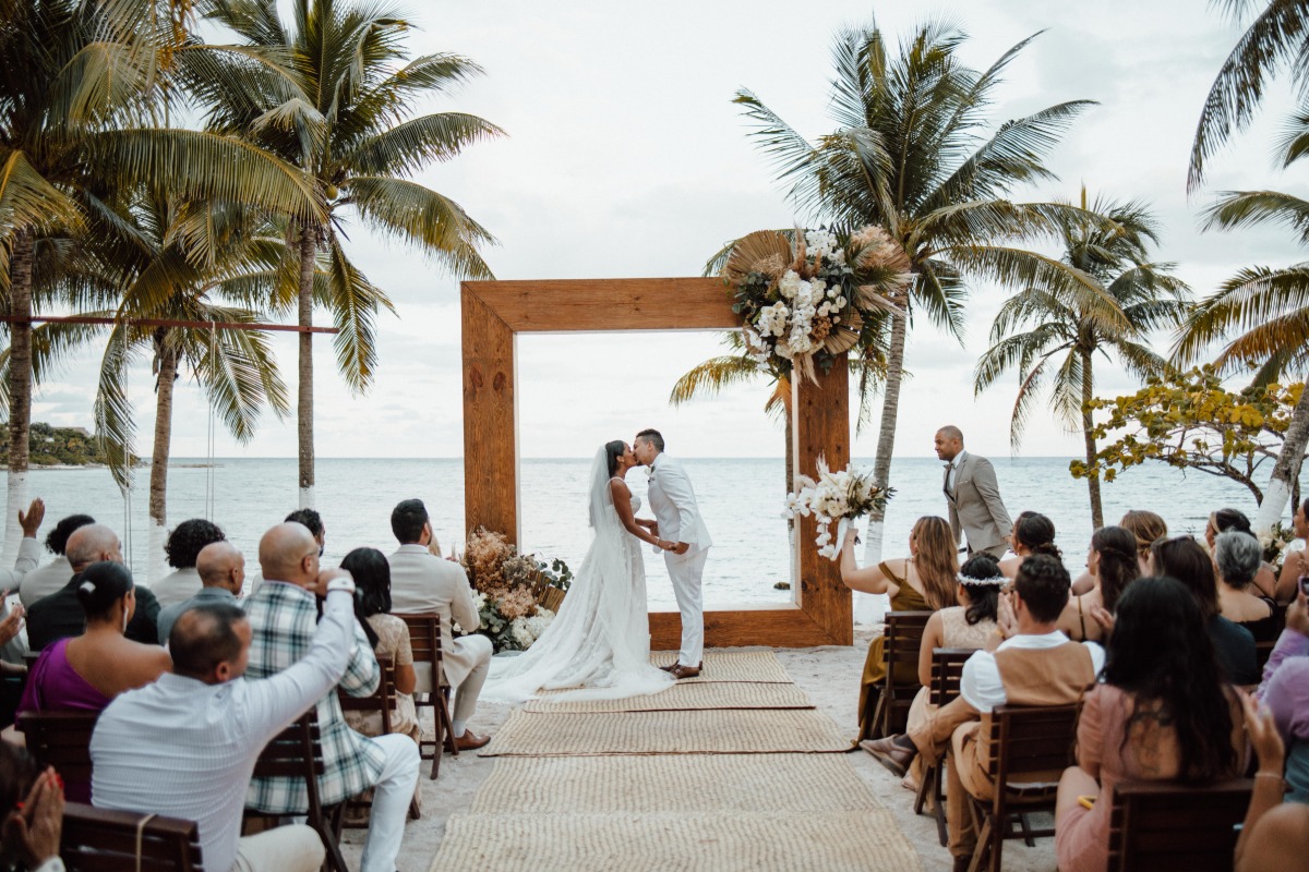 pastel beach wedding ideas