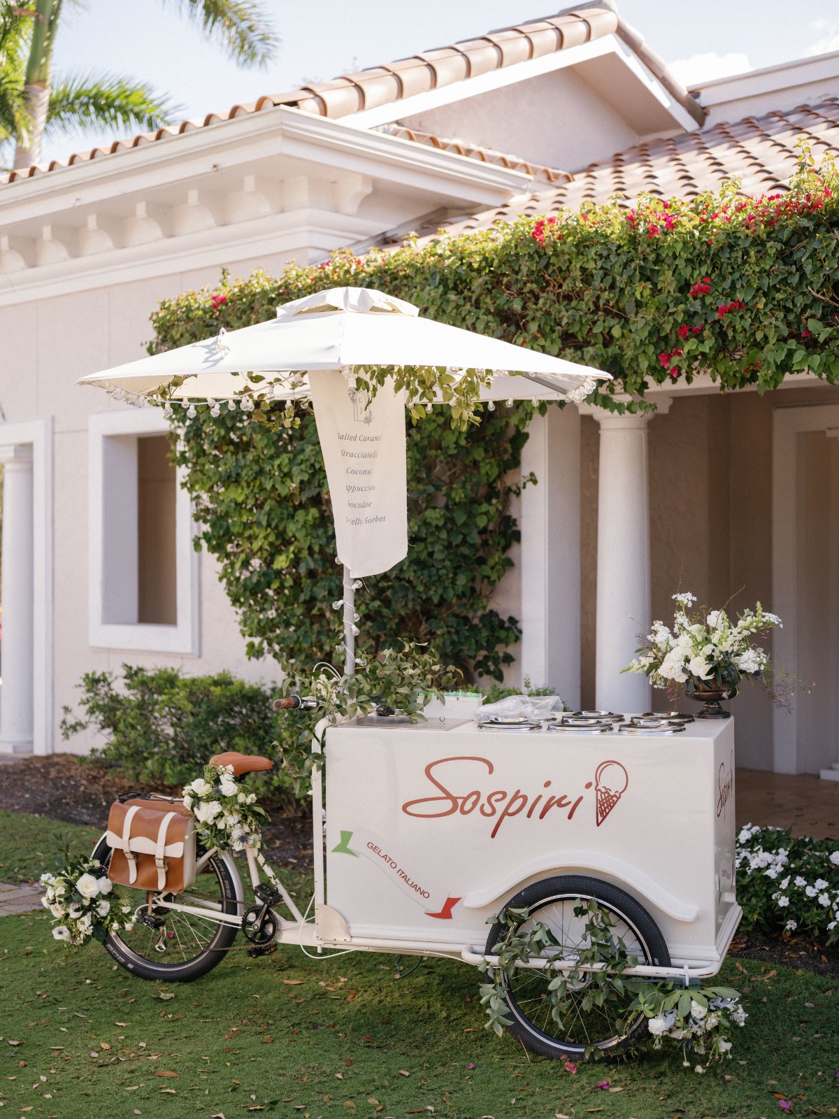 cute ice cream cart for wedding