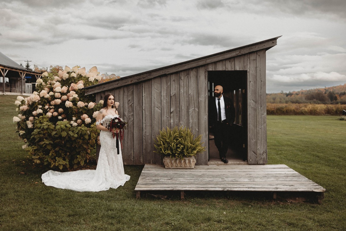 Rustic and moody wedding photography 