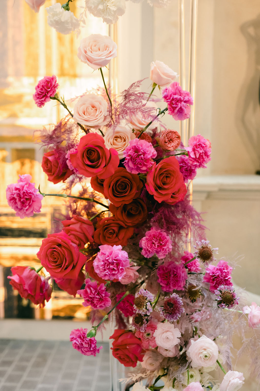 Bright pink and red wedding flowers 
