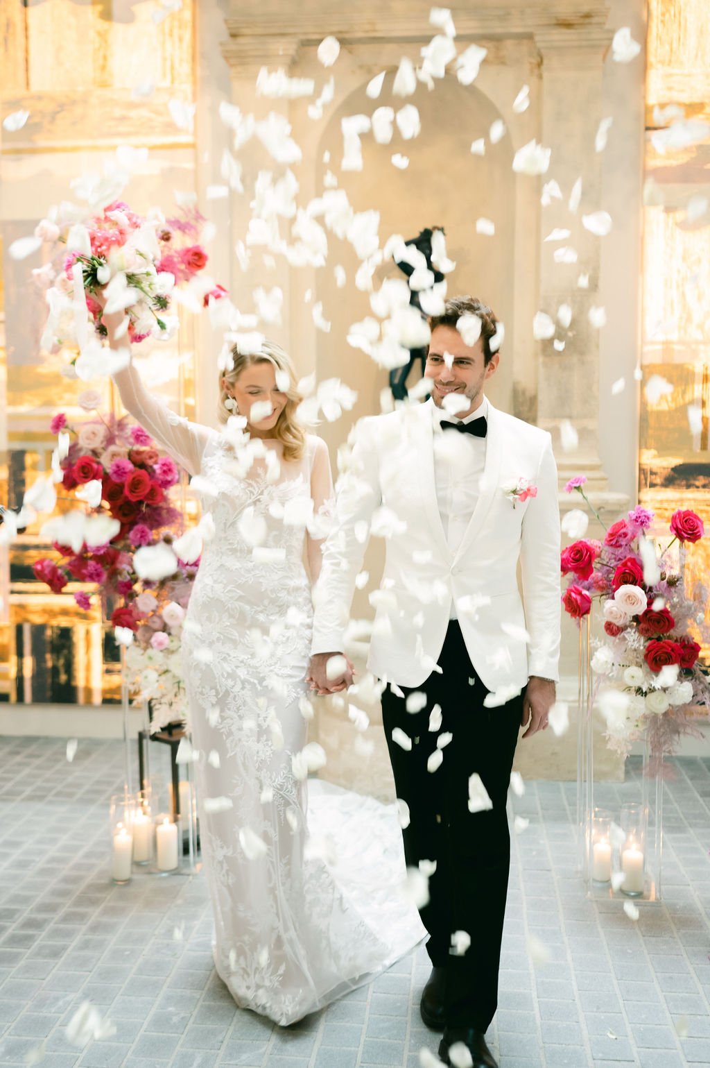 White flower petals for elegant wedding ceremony 