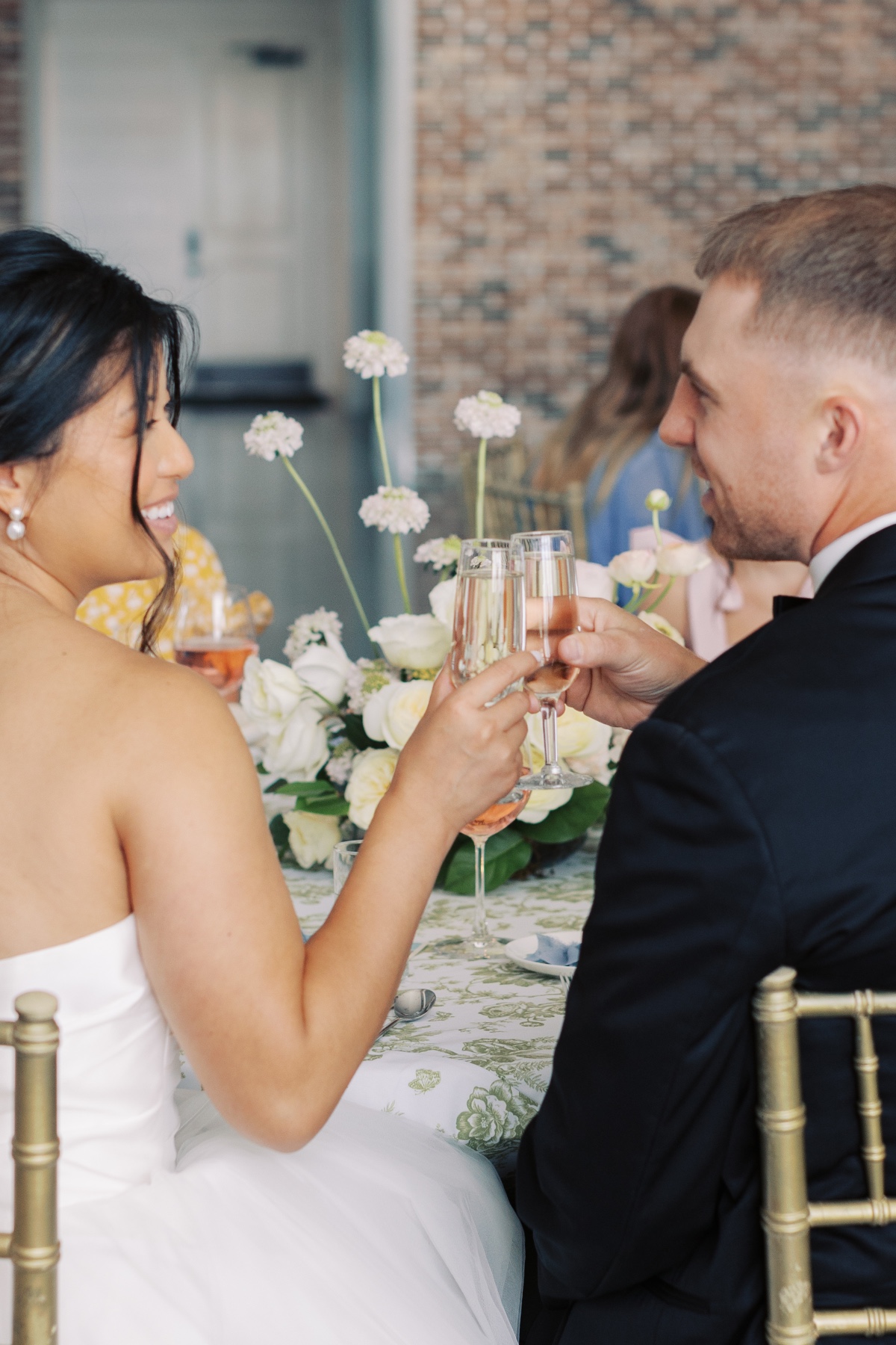 sweetheart table wedding photography ideas