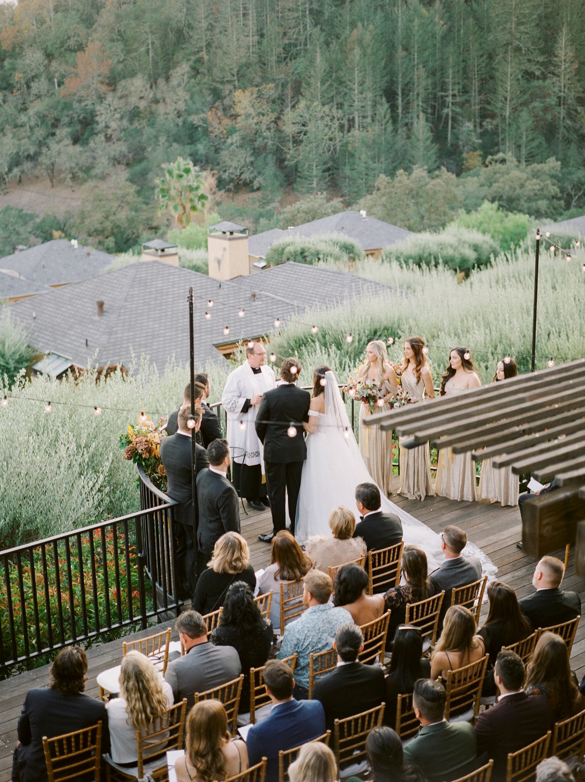 outdoor Napa Valley wedding ceremony