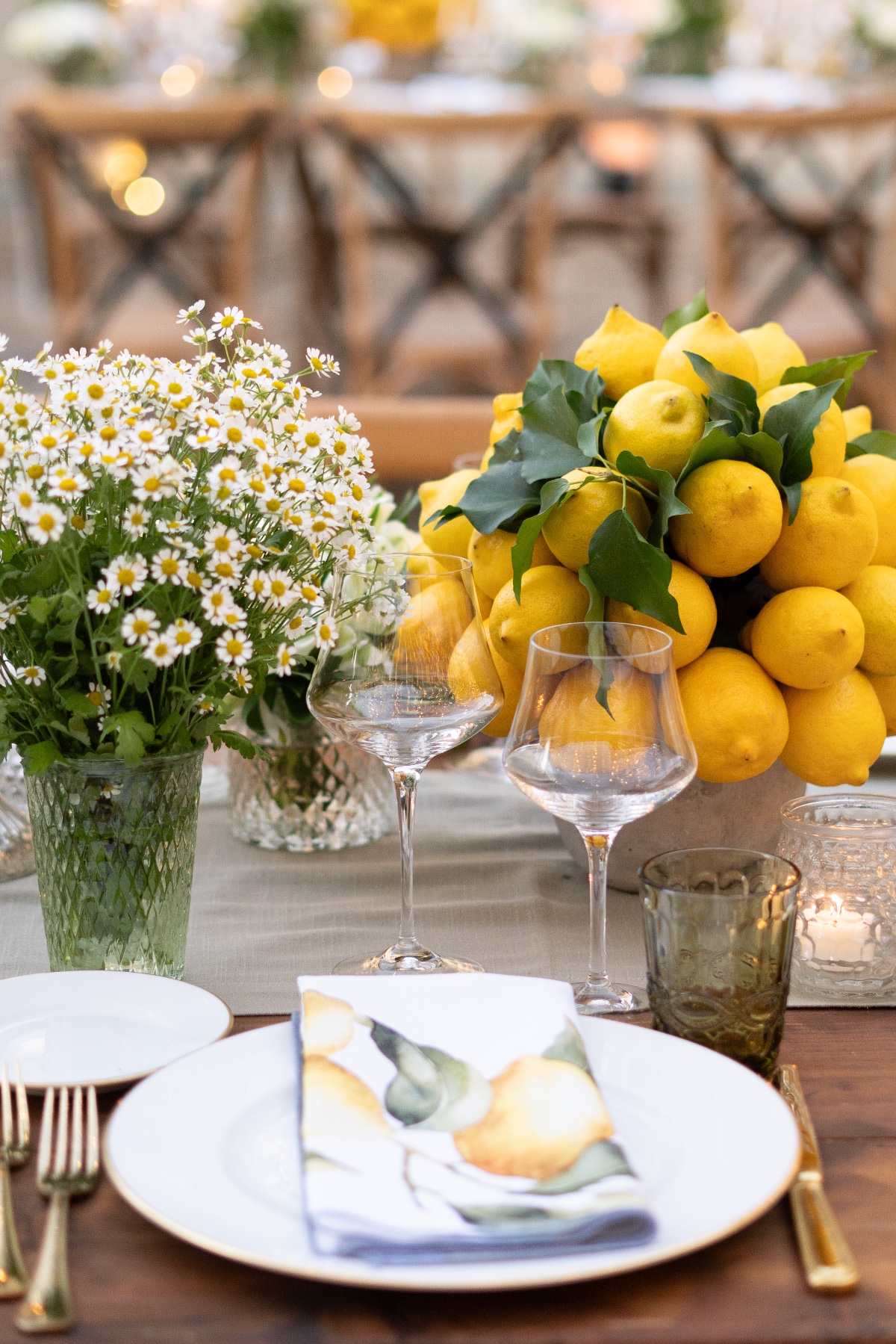 lemon-inspired wedding decor