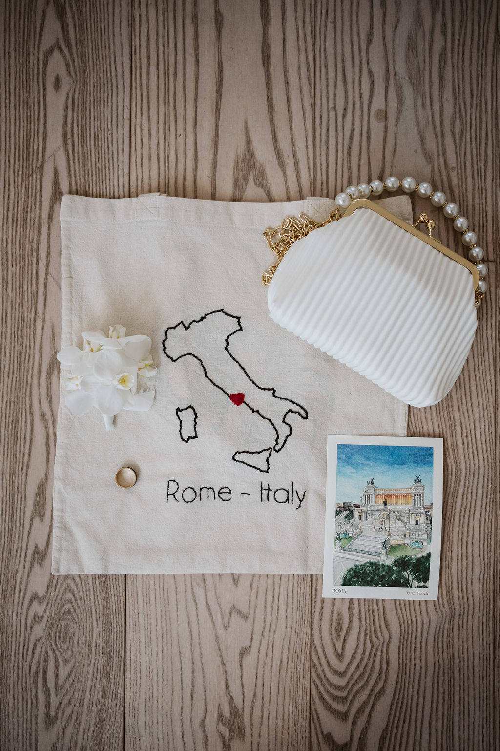 Italian elopement accessories 