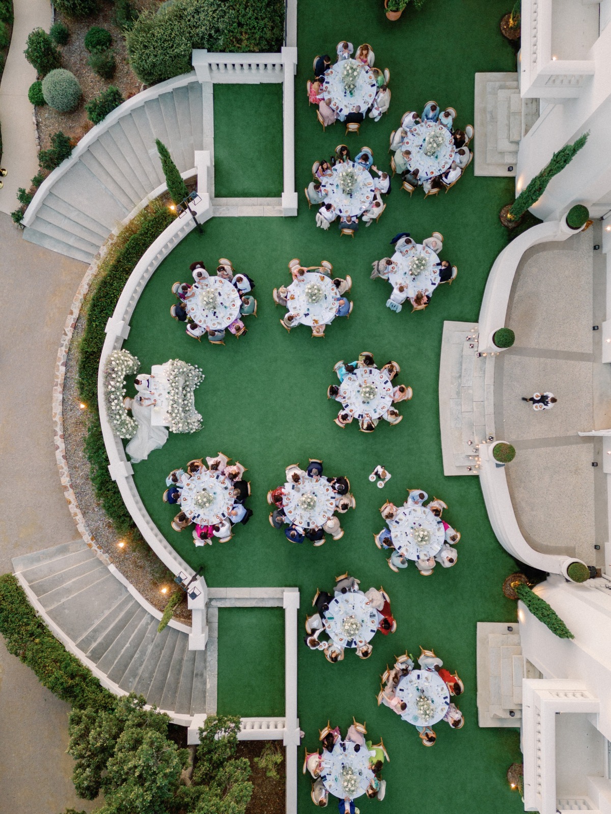 outdoor wedding reception set-up