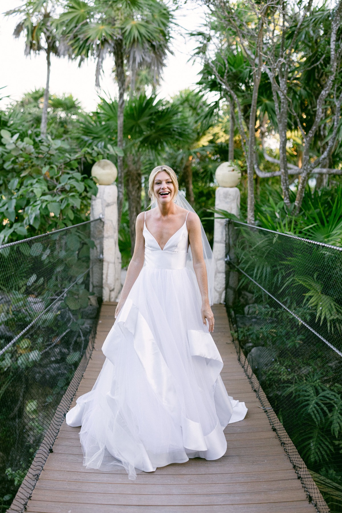 Tropical bride dress ideas 