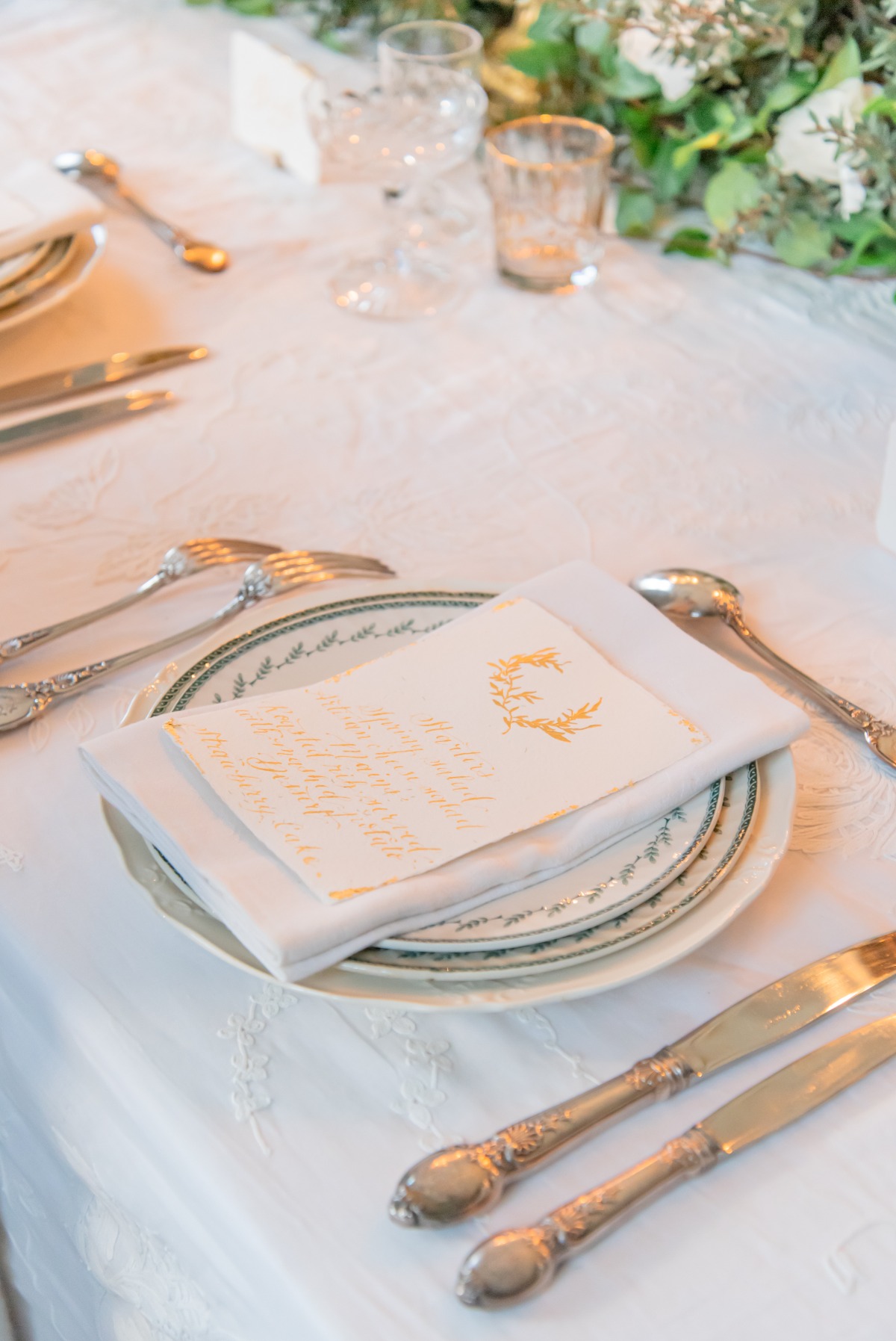 French patterned placesettings