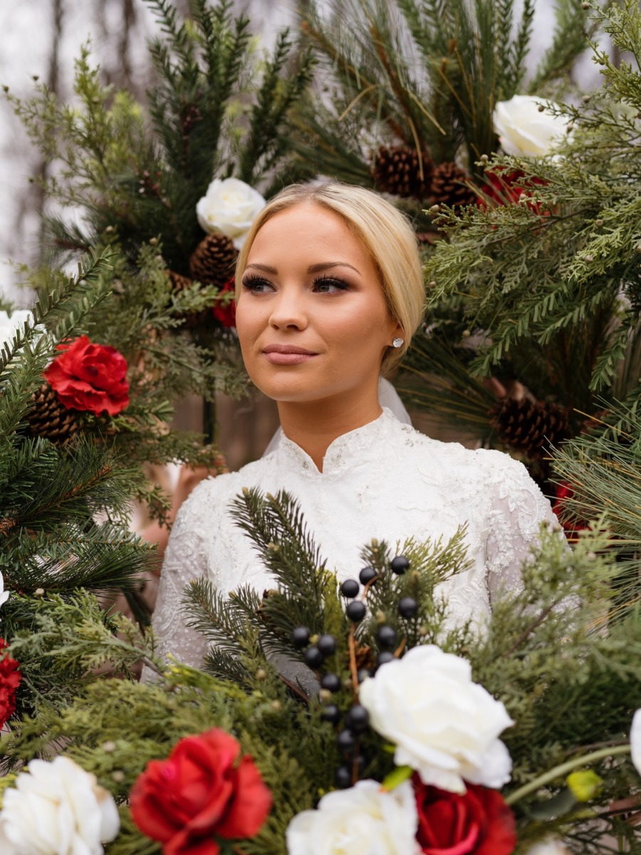Enchanting holiday-inspired wedding with a woodland ceremony