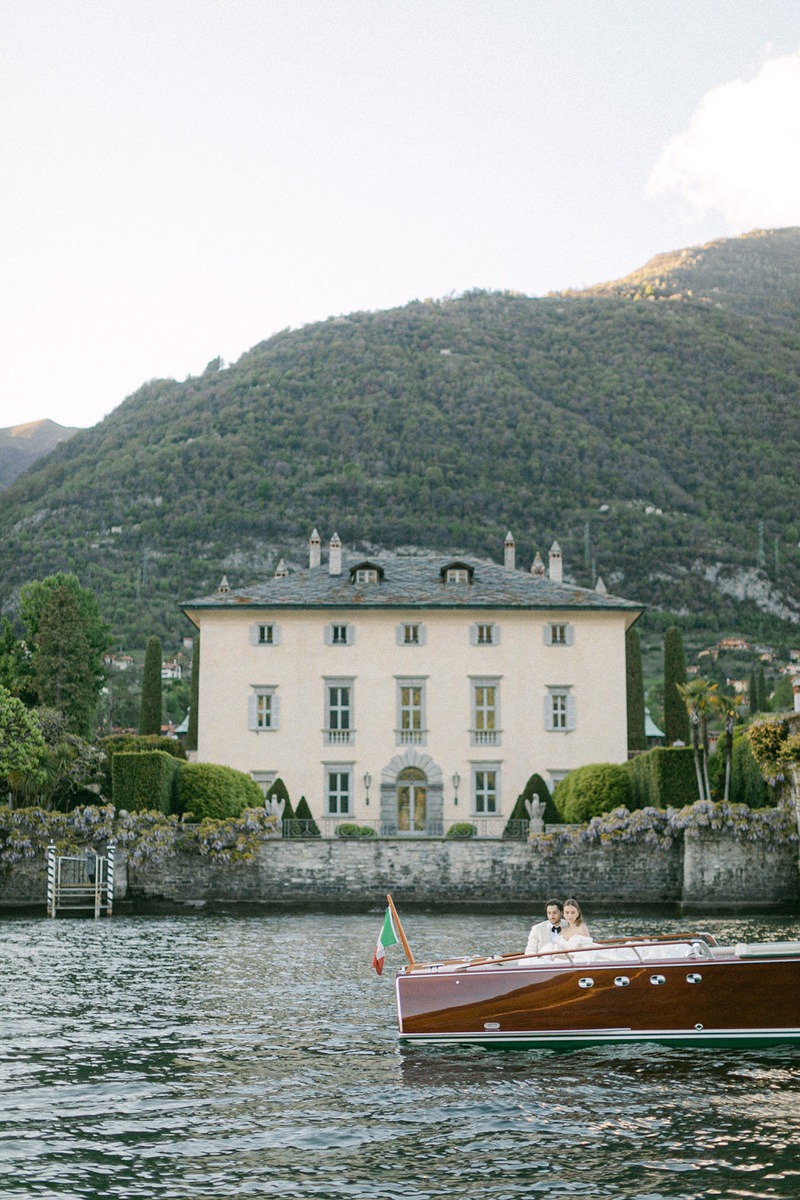 Lake Como wedding boat ride