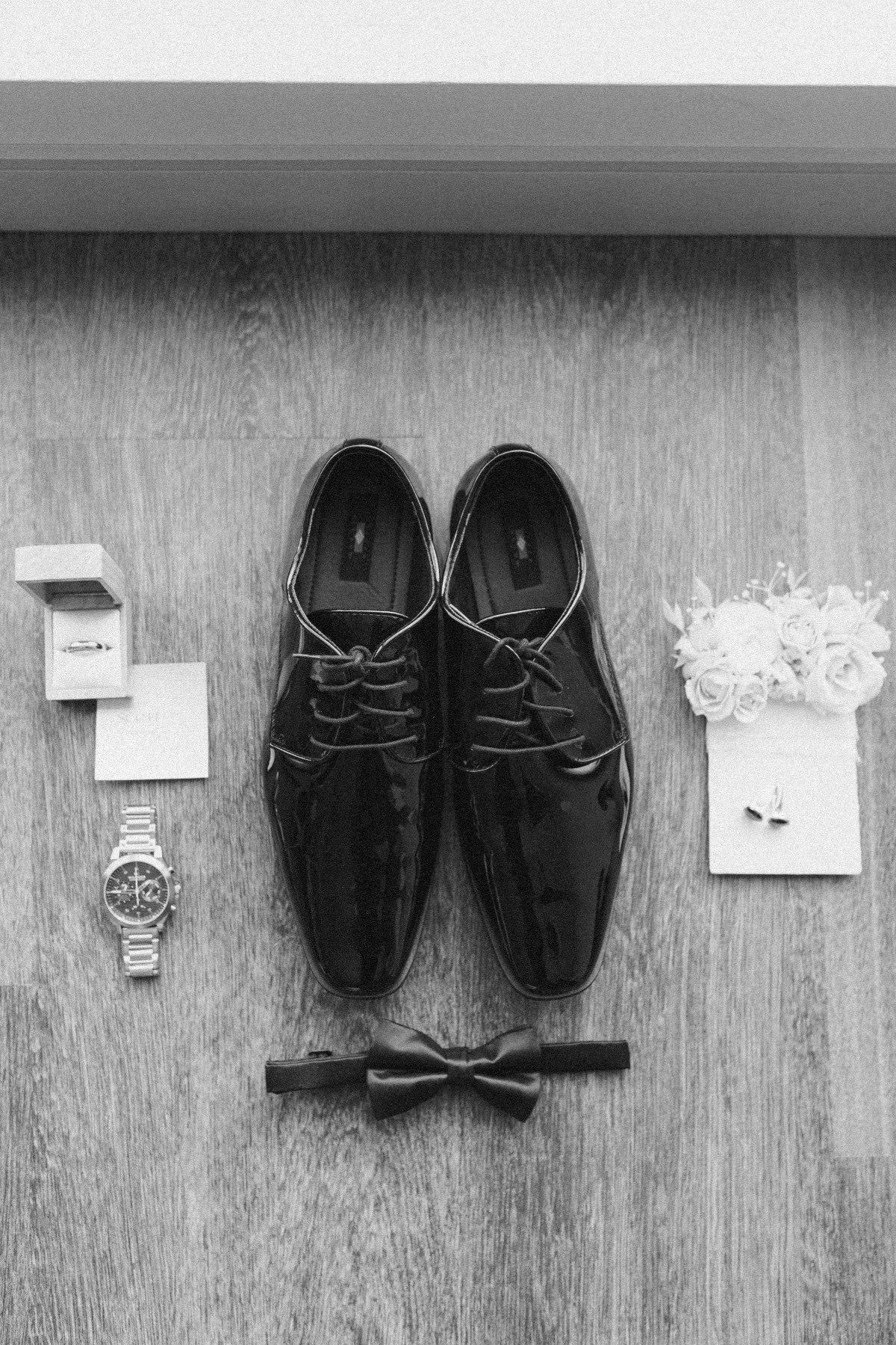 black and white wedding inspiration