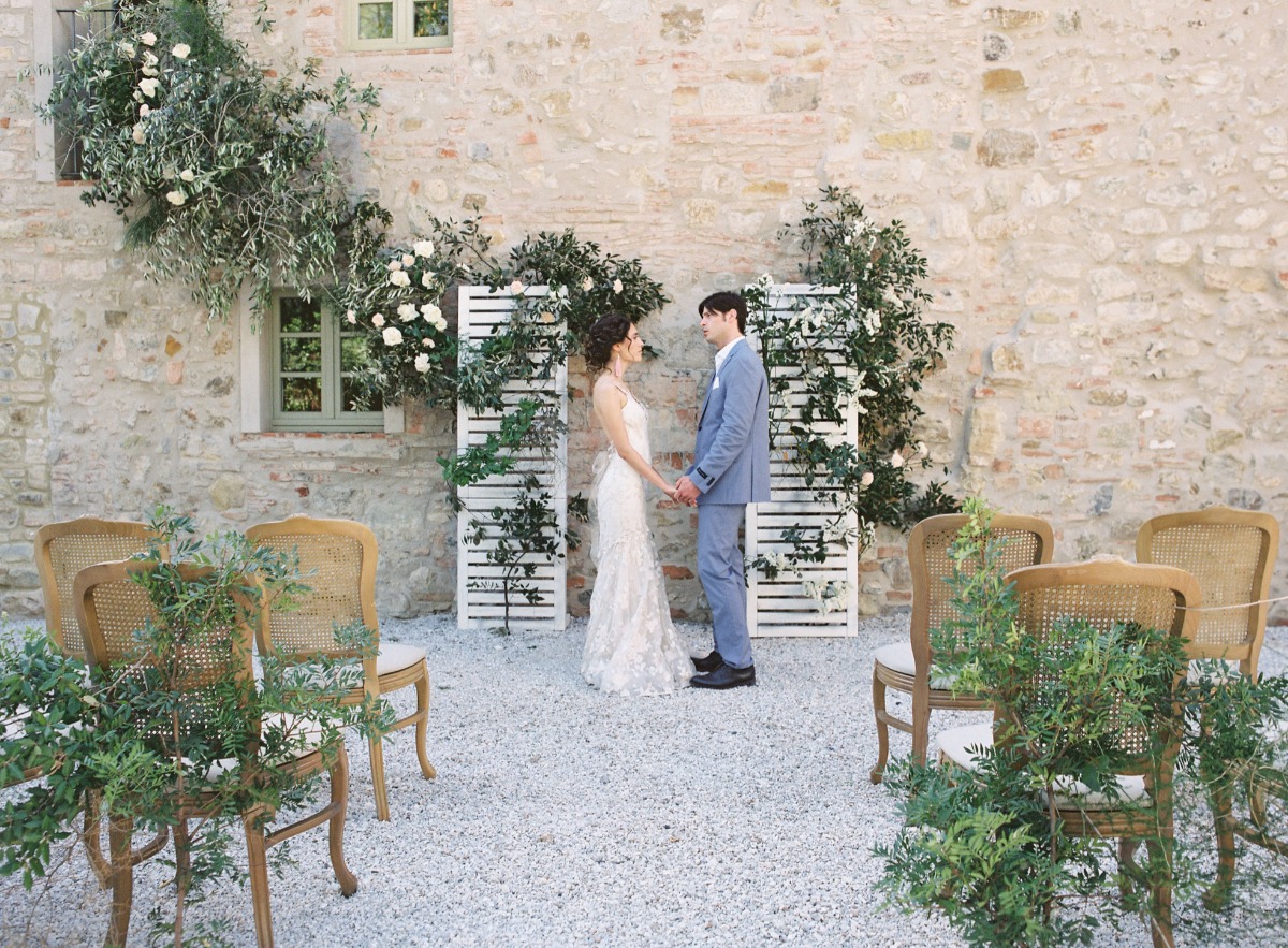 Bride and groom at Italian outdoor wedding ceremony
