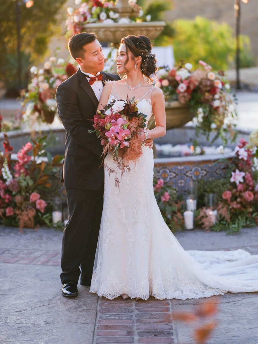 East met West for a travel-inspired wedding at Hummingbird Nest Ranch