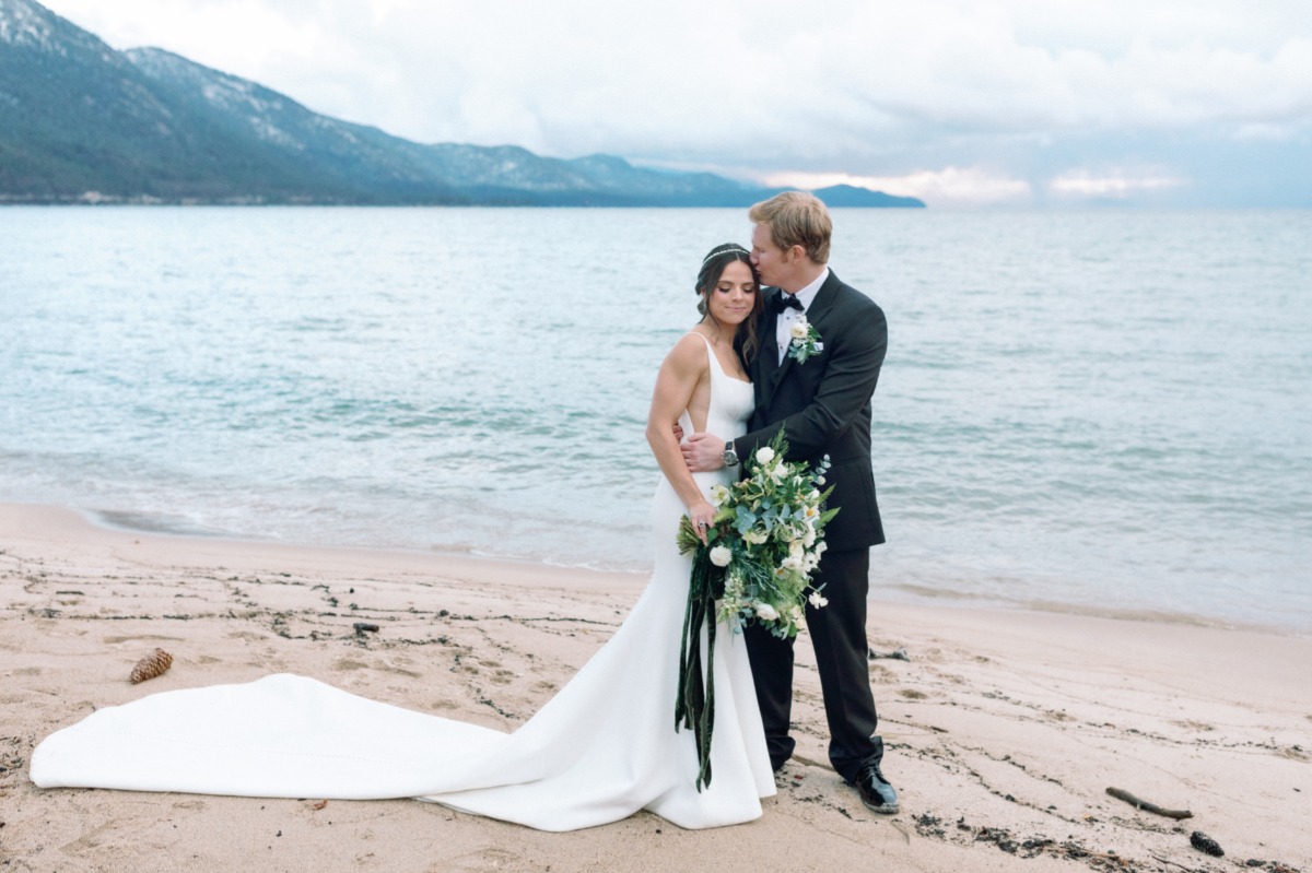 Elegant Lake Tahoe wedding portraits 