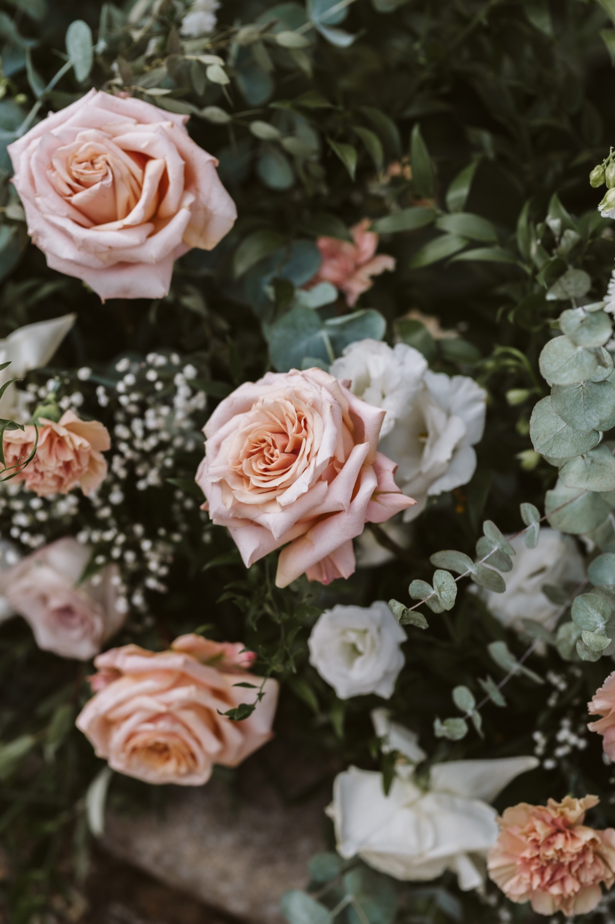 pastel rose floral arrangements