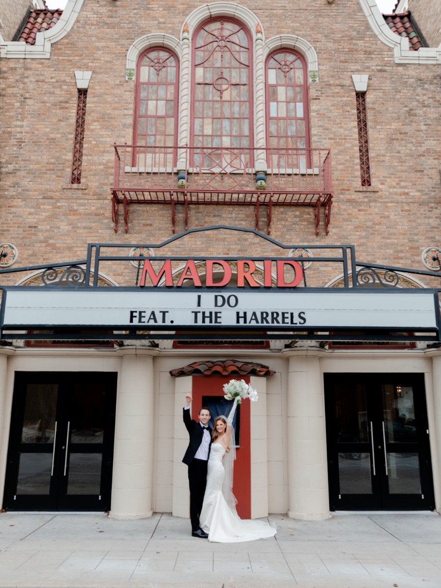 A century-old theater: The perfect venue for an Old Hollywood wedding