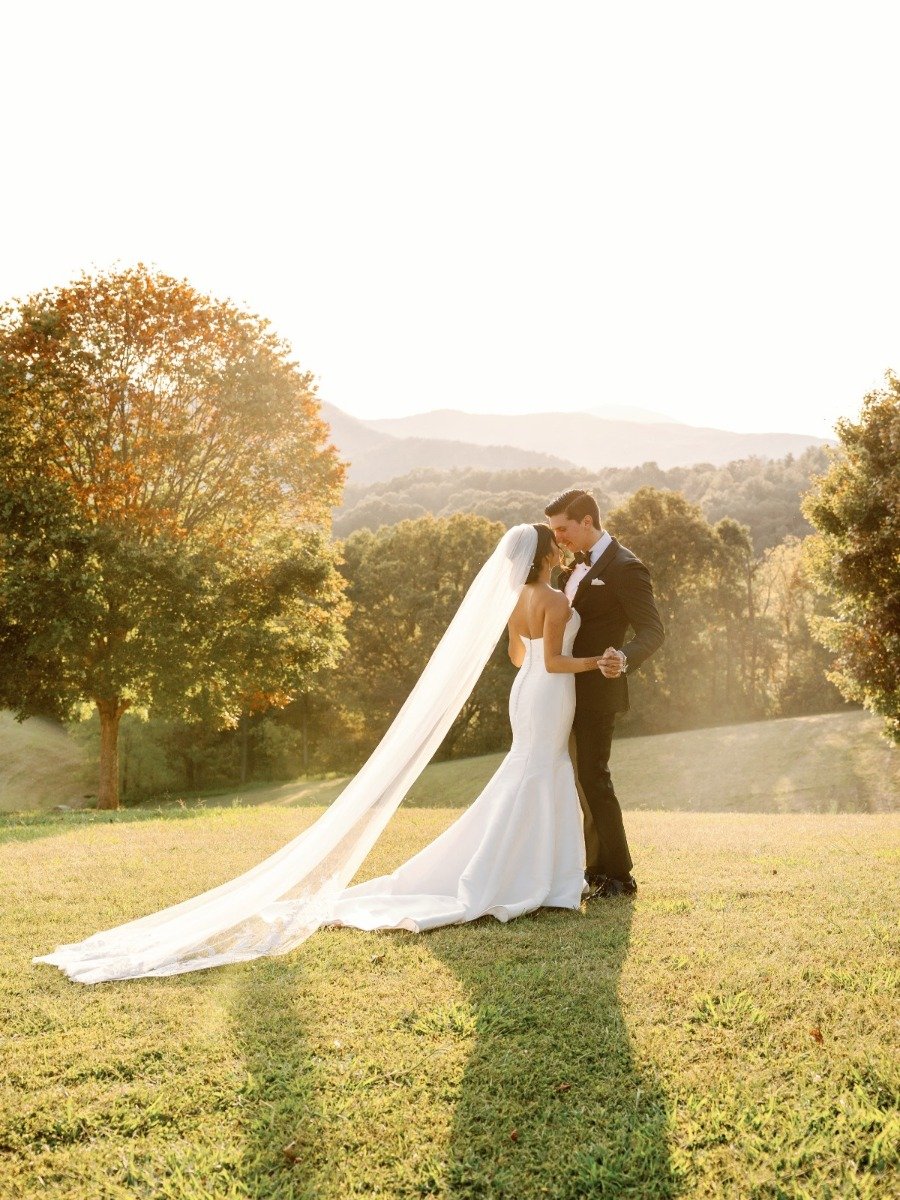 An airy light pink Indian fusion wedding in the Blue Ridge Mountains