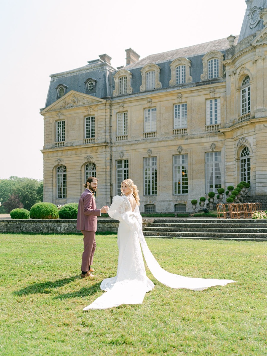 Elegant French inspo in purple and yellow at Château de Champlâtreux