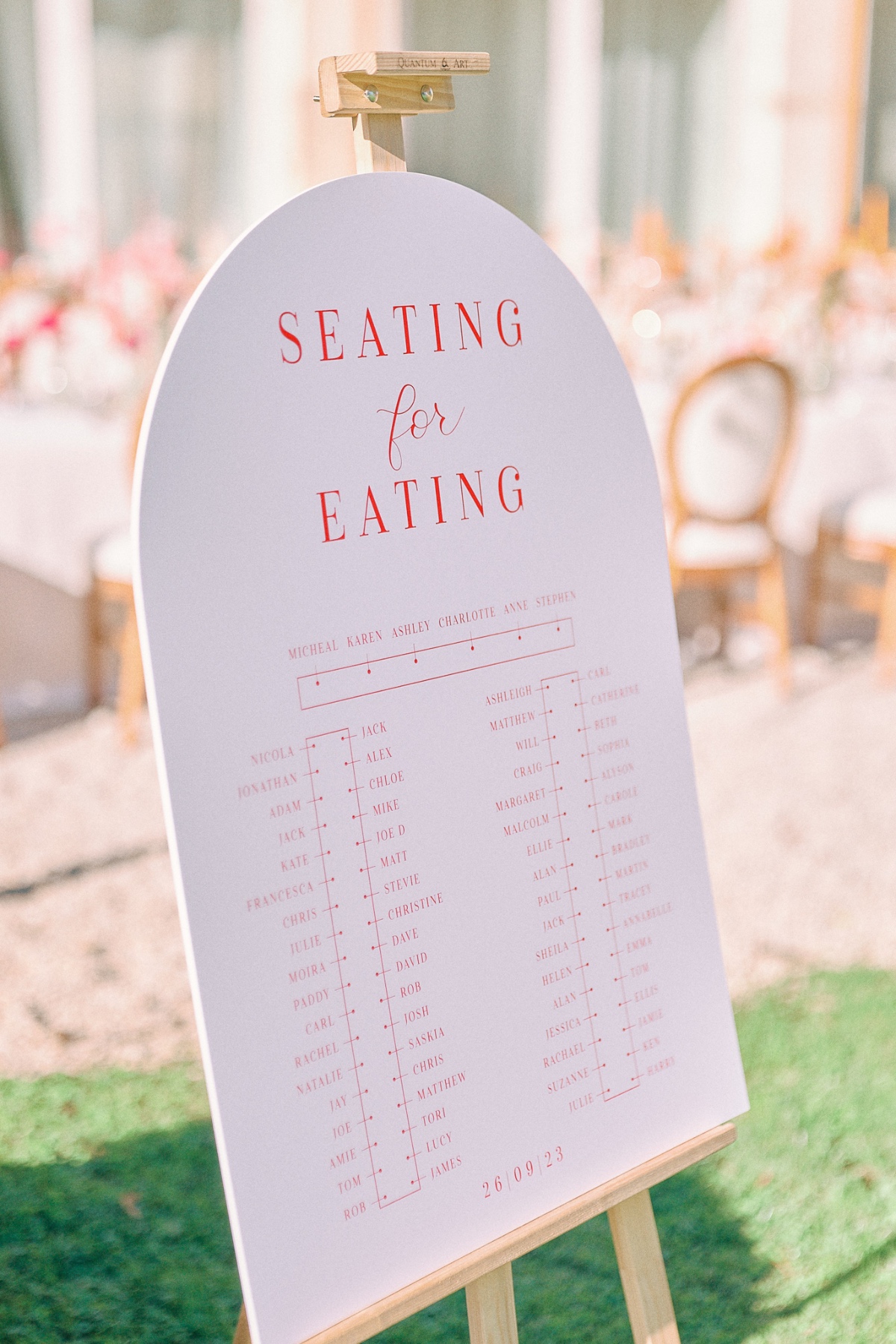 Unique curved seating chart 