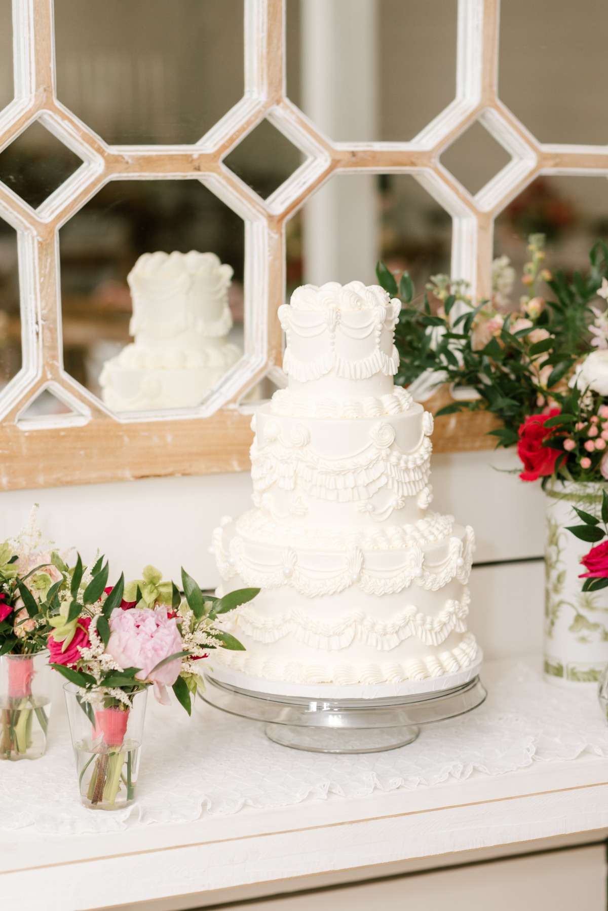 Classic white frosted buttercream wedding cake in Georgia 