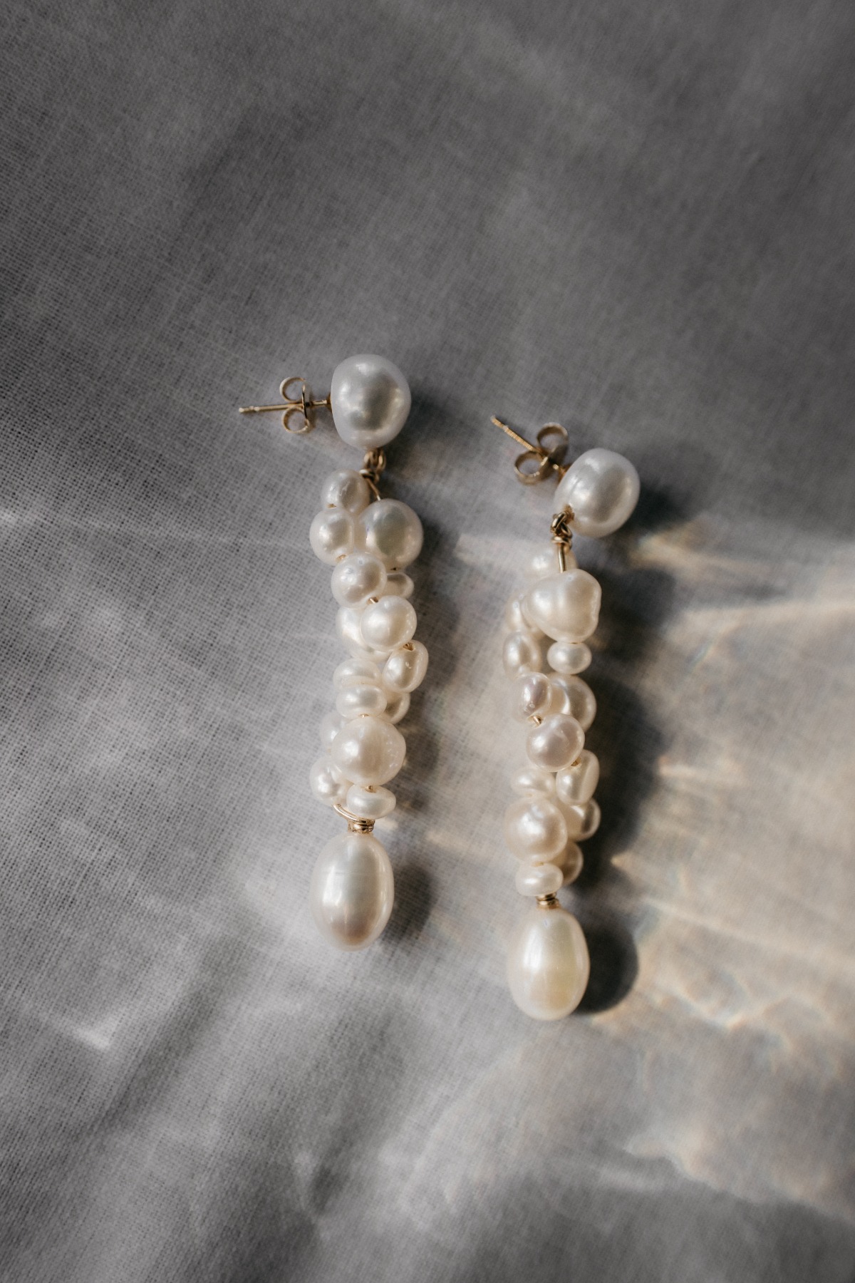Long natural pearl bride earrings 