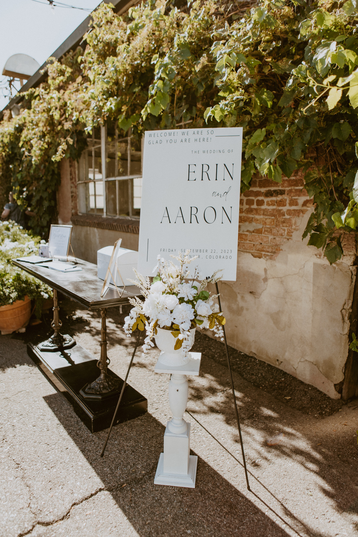contemporary wedding welcome sign