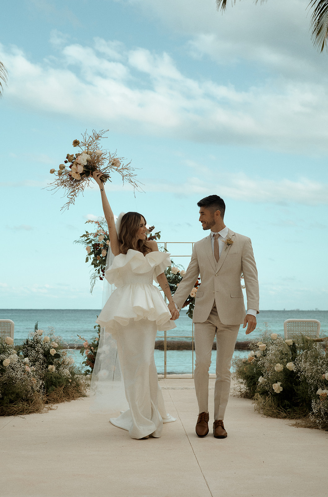 Modern and romantic Riviera Maya wedding at Viceroy Resort