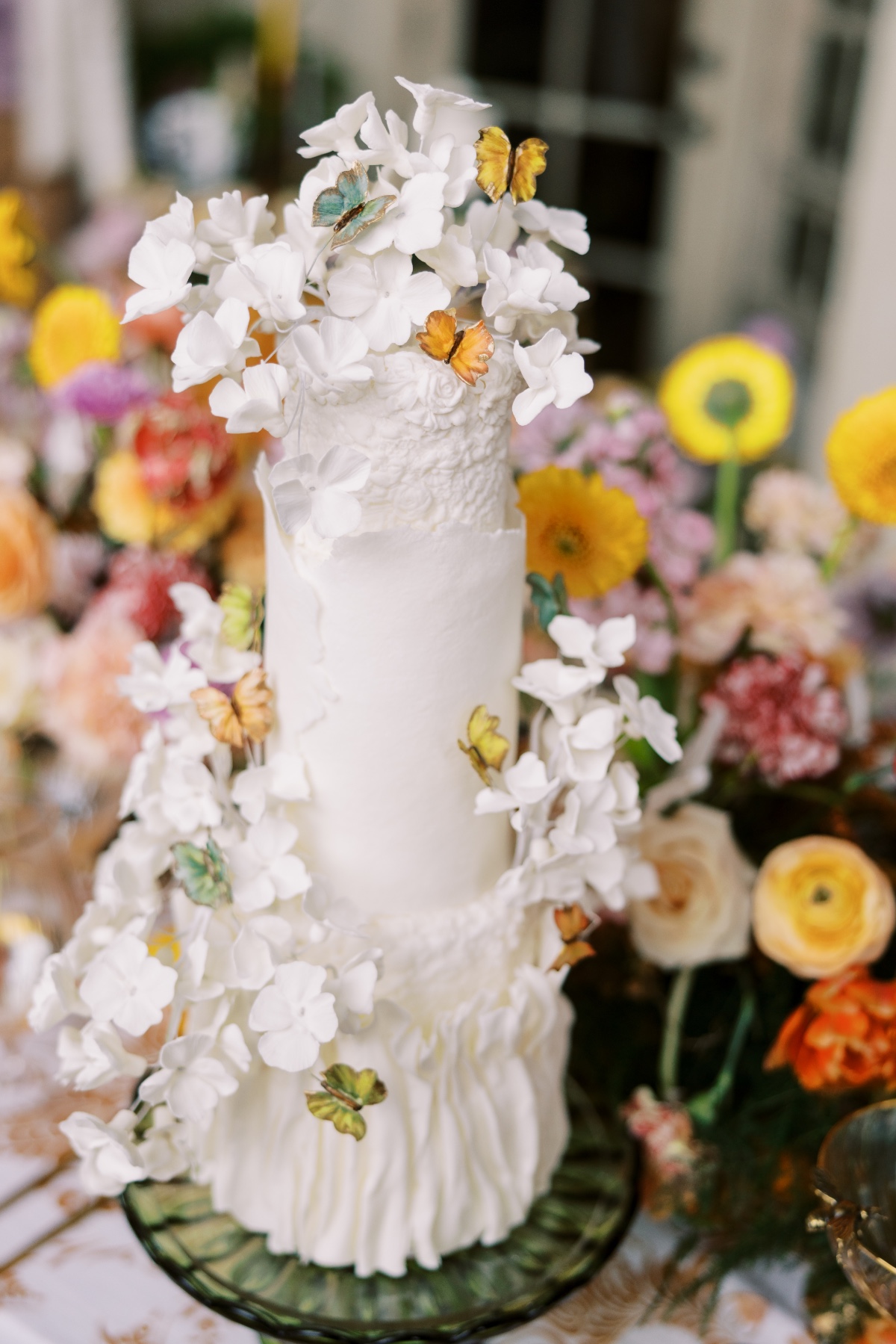 butterfly-inspired wedding cake