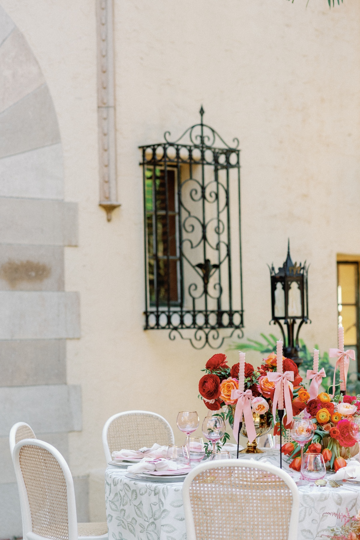 Chic and luxurious sunset palette wedding reception in Florida