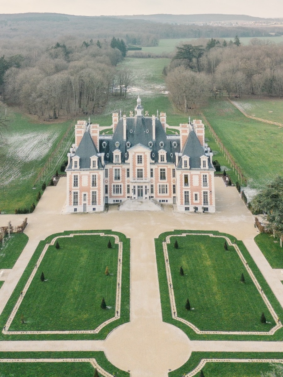 Château de Nainville : A Winter Dream Wedding