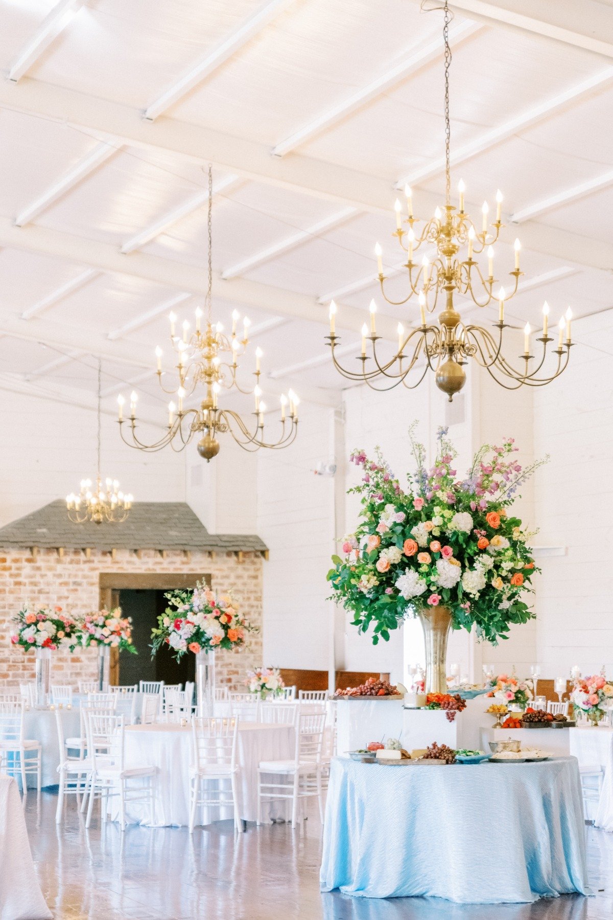 tall summery centerpieces