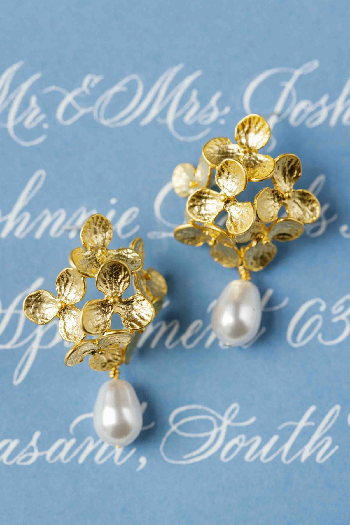 Gold floral and pearl wedding earrings for elegant bride 