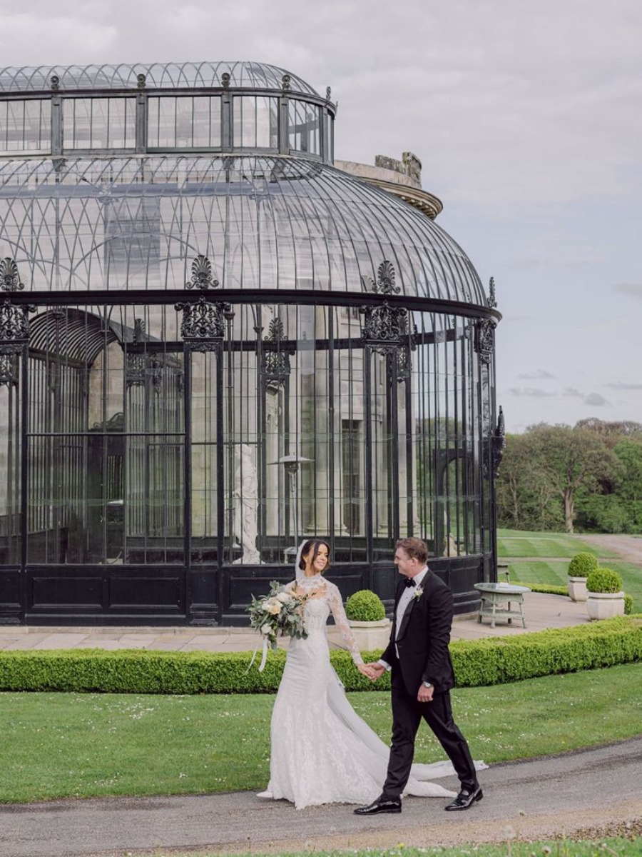 A 5-star hotel destination wedding at Ballyfin Demesne in Ireland