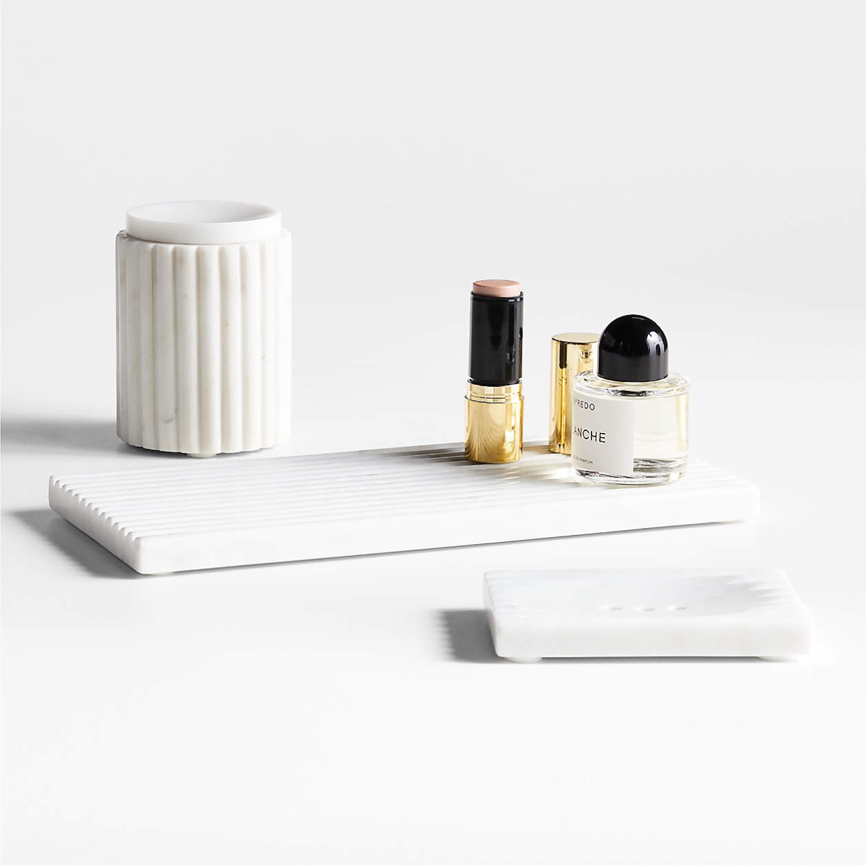 carmen-white-marble-bath-accessories