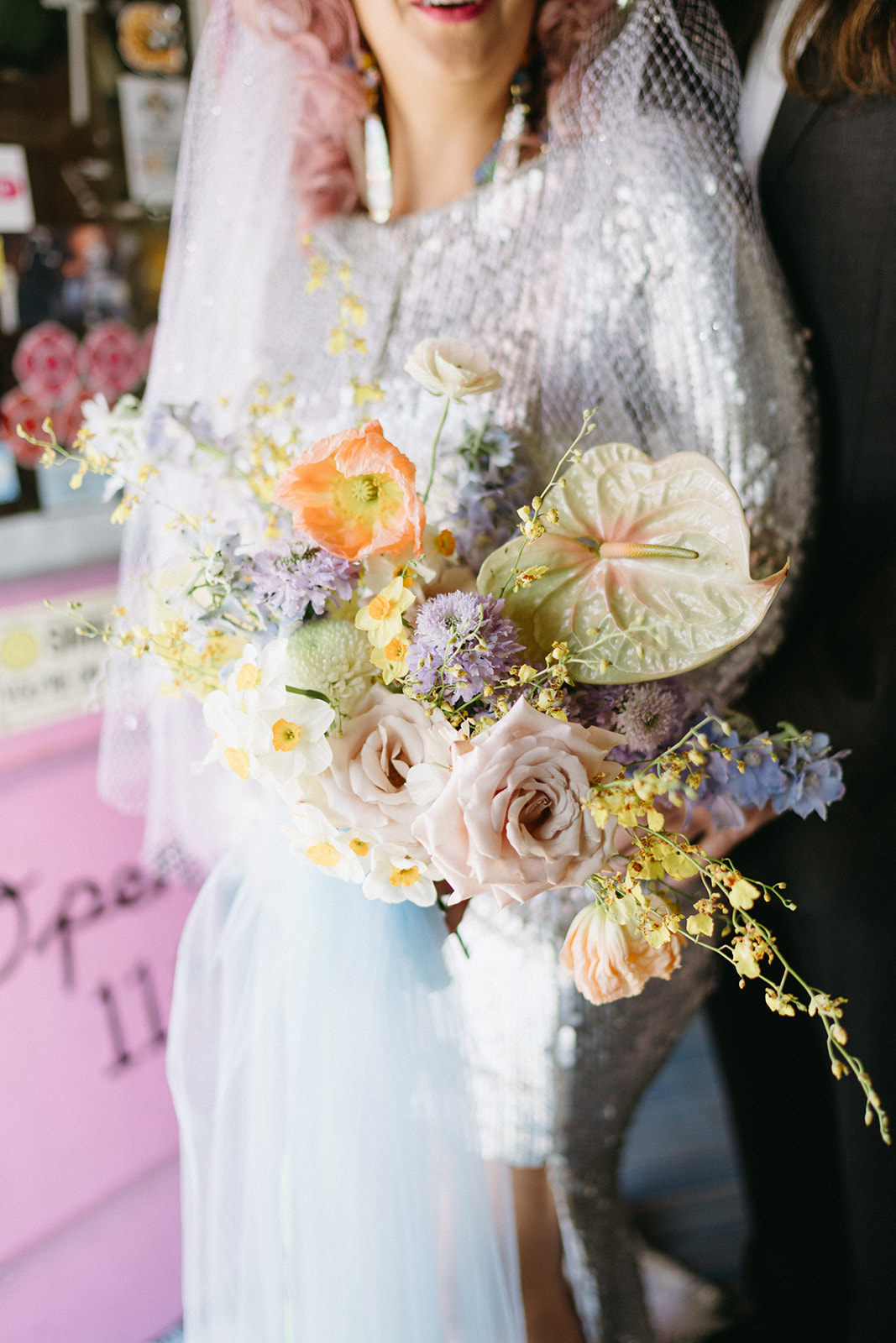 stunning pastel bridal bouquet ideas