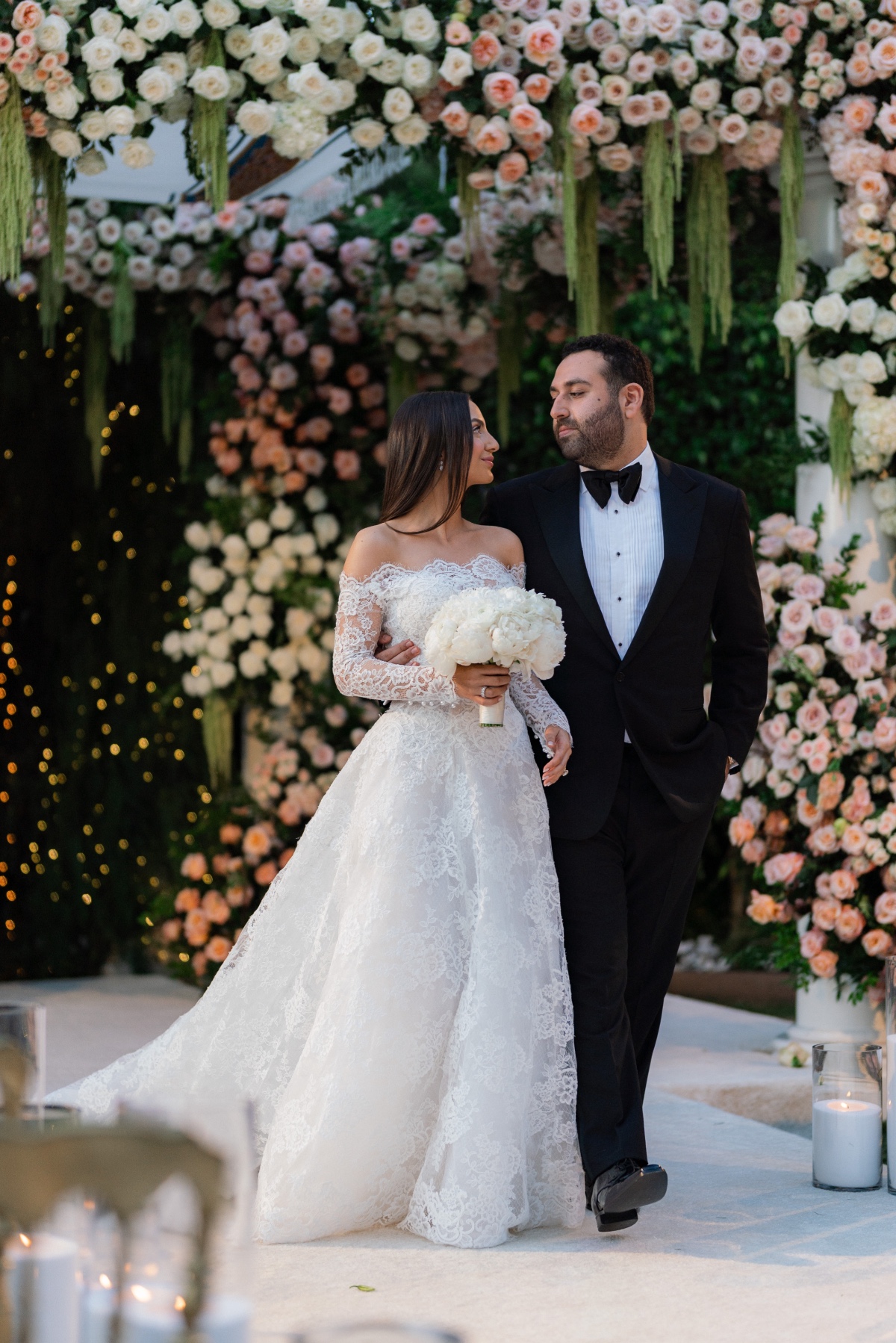 A Breathtaking Santorini Elopement