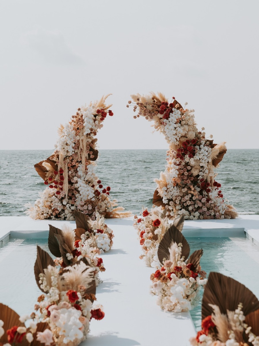 celestial-inspired floating wedding on a yacht that redefines luxe