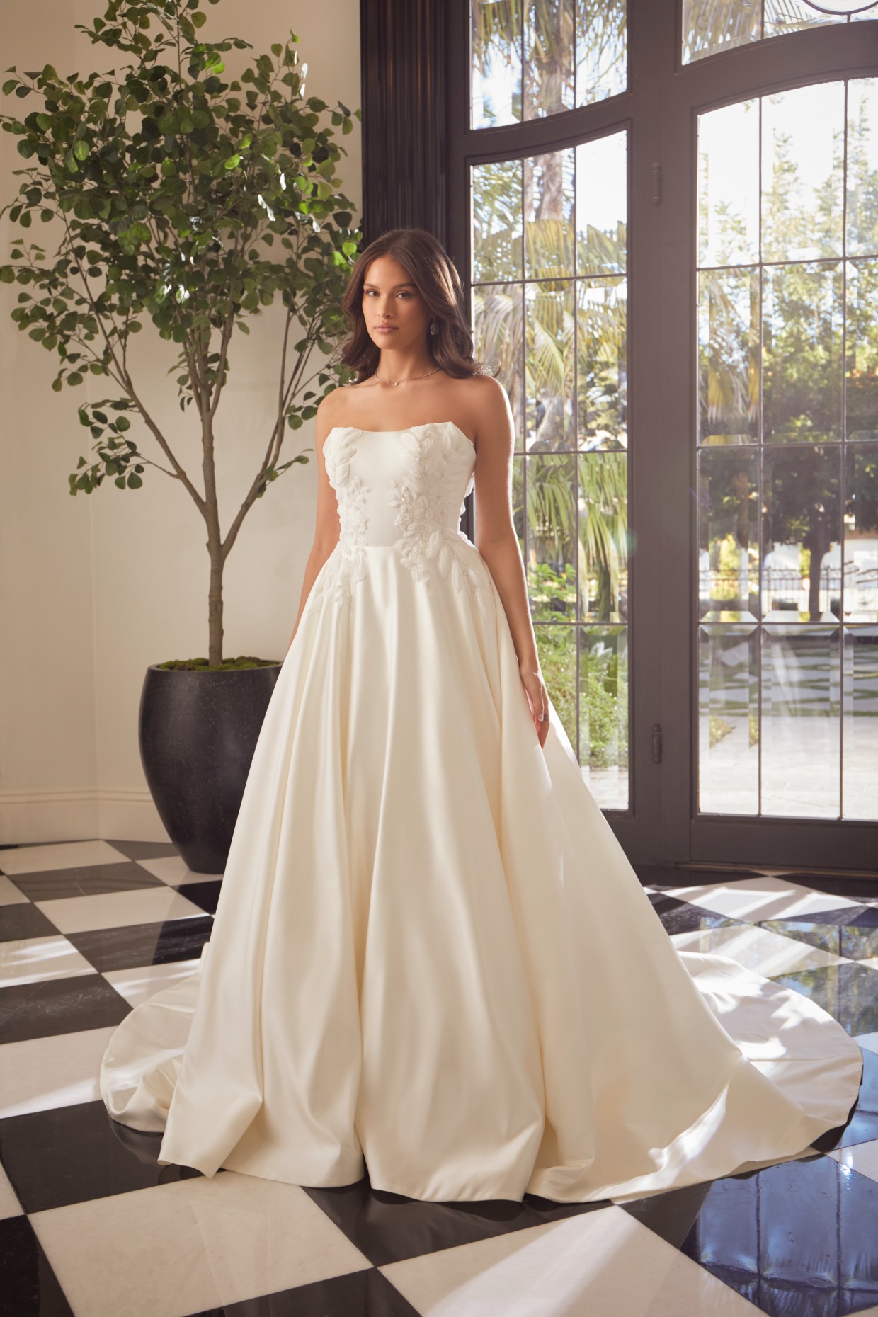 2561_Addison_ Front 2_Strapless