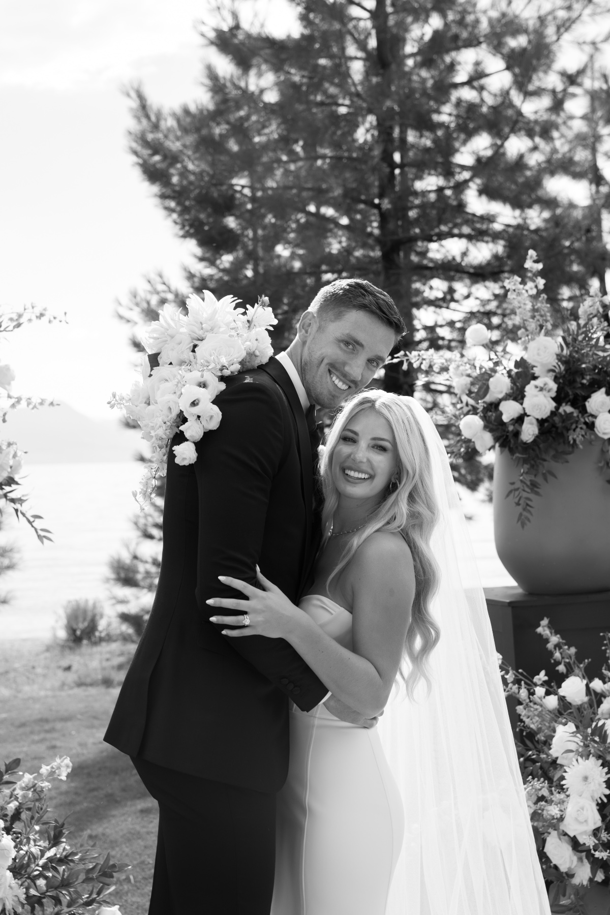 julia-and-ty-leaf-wedding-photos-579