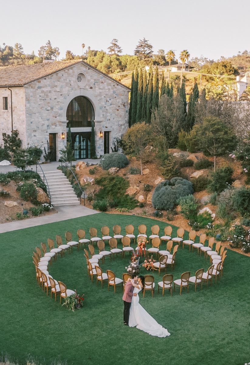 spiral wedding aisle