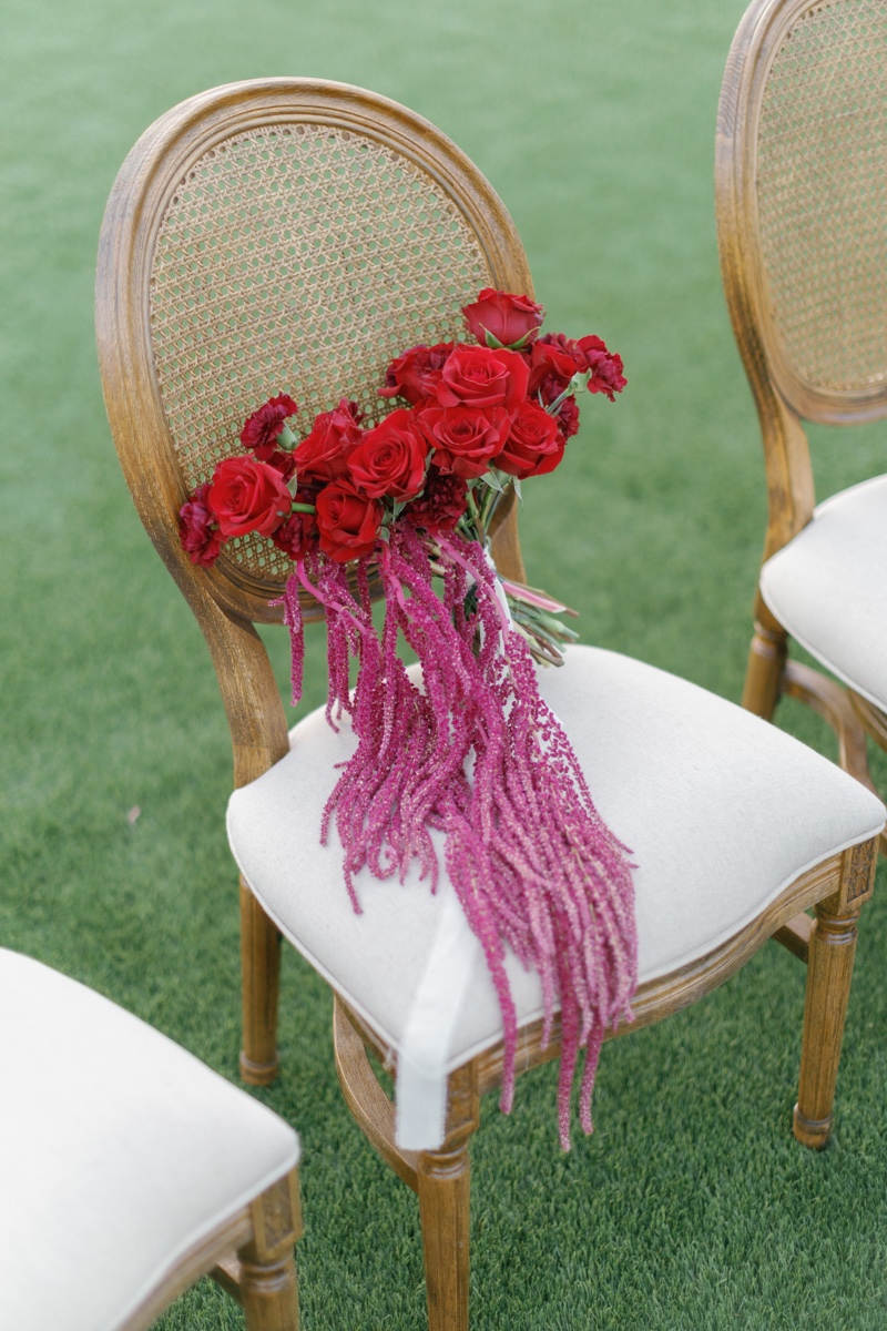 modern red rose bouquet ideas
