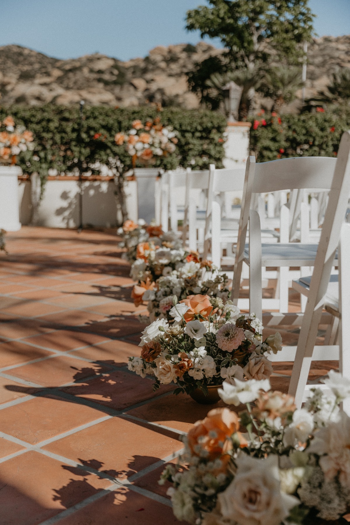 desert neutral color palette for wedding