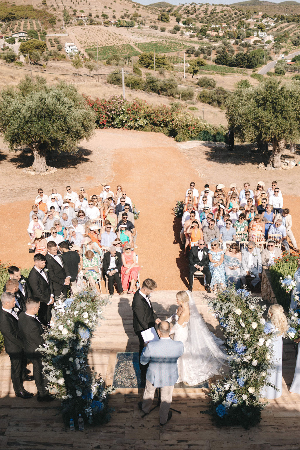 love-in-bloom-a-chic-summer-wedding-at-hatzi-mansion_wedtime-stories_vicky-galata-weddings-events-27