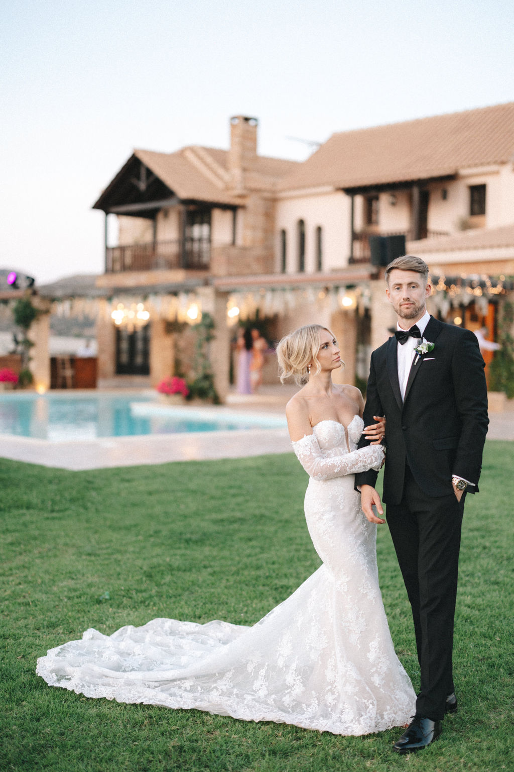 love-in-bloom-a-chic-summer-wedding-at-hatzi-mansion_wedtime-stories_vicky-galata-weddings-events-52