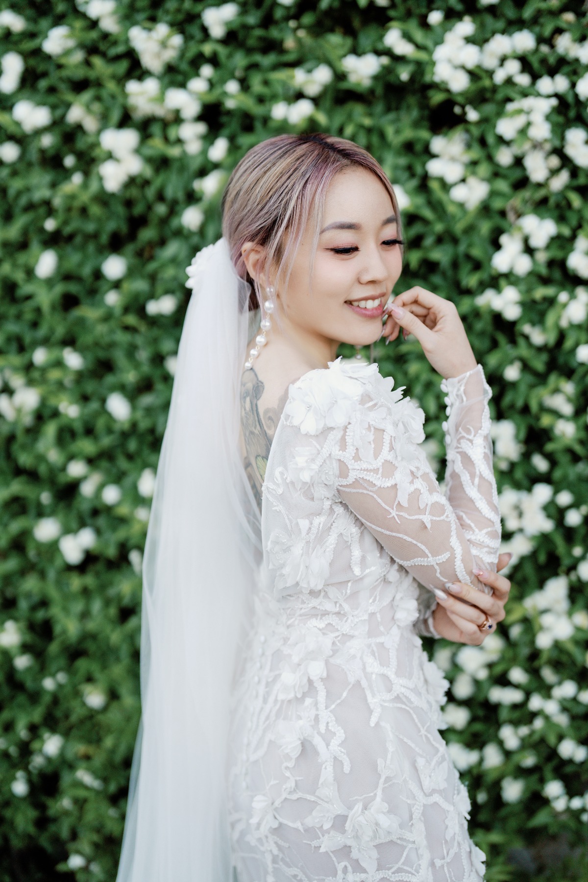 bride with pastel hair
